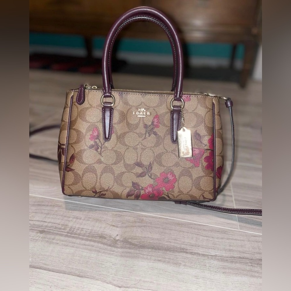 Authentic coach purse